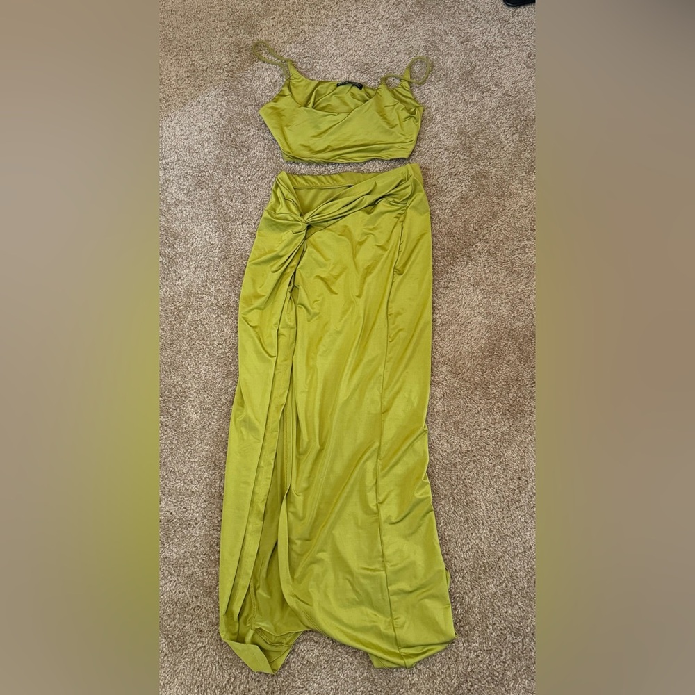 Green 2 piece set